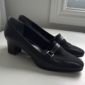 Elegant Black Naturalizer Women’s Shoes - 2- inch heel.